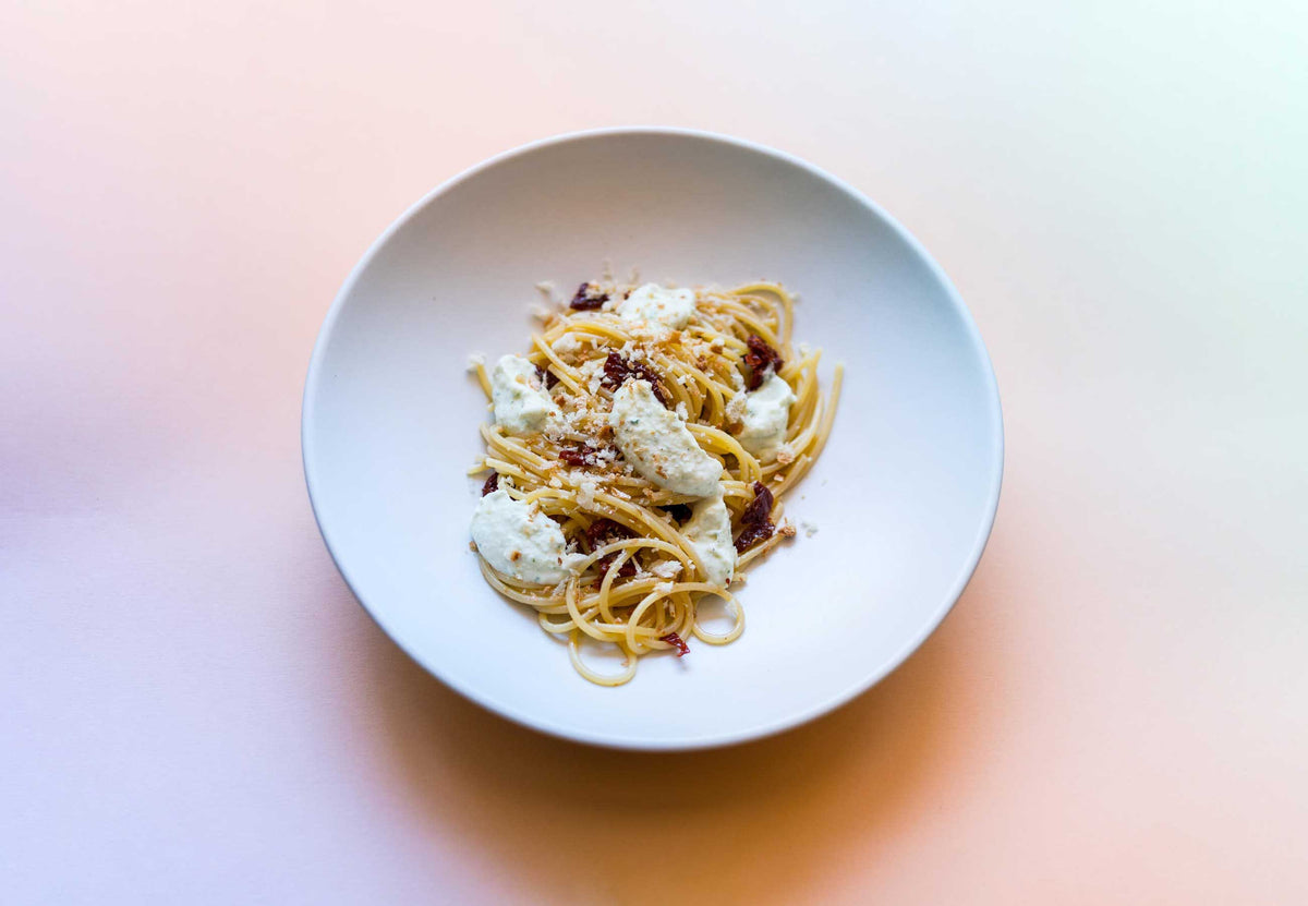 Rezept: Spaghetti mit getrockneten Tomaten und Burrata
