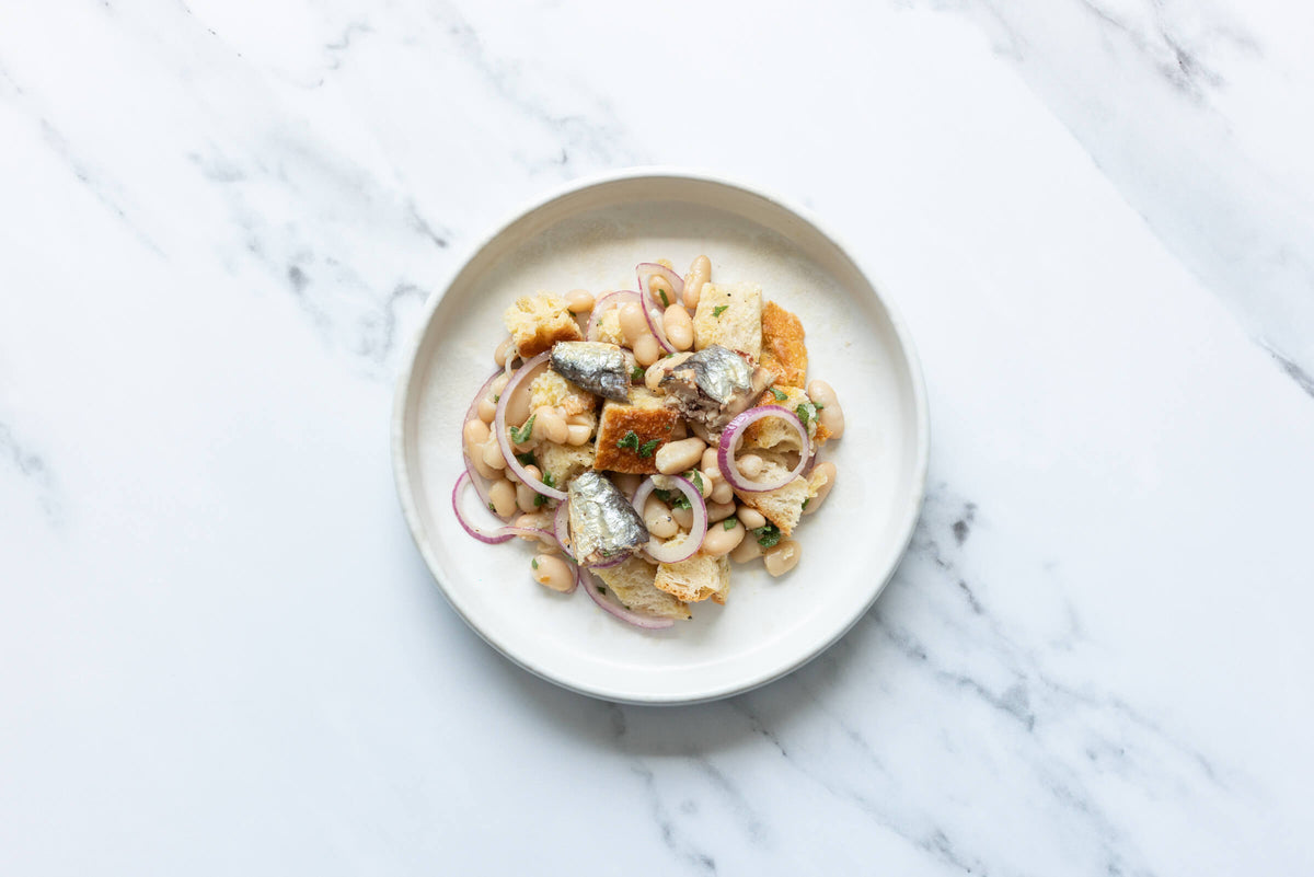 Brotsalat mit Sardinen