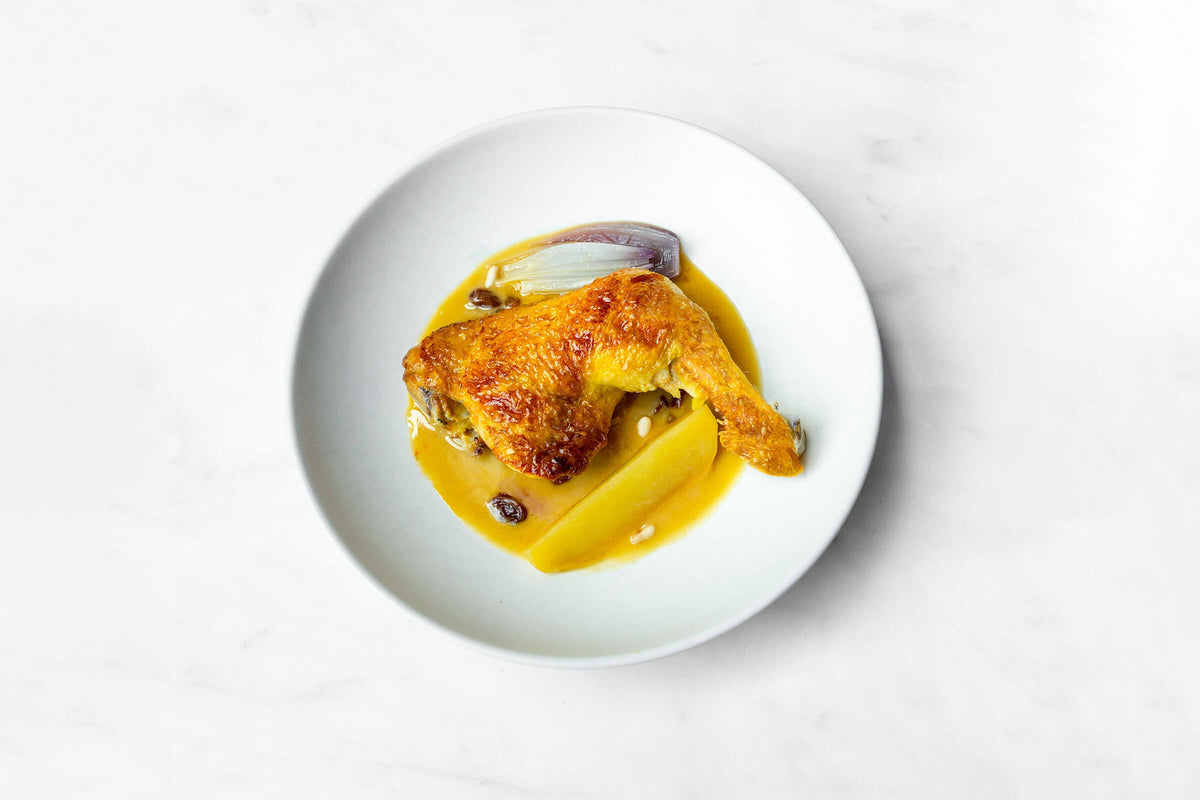 Schmorhuhn mit Zimt und Rosinen